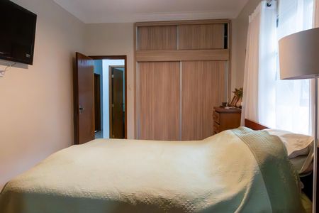 Casa de condomínio à venda com 367m², 4 quartos e 6 vagas