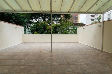 Casa de condomínio à venda com 367m², 4 quartos e 6 vagas