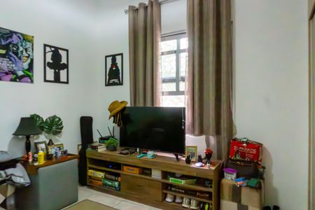 Casa de condomínio à venda com 367m², 4 quartos e 6 vagas