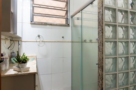 Casa de condomínio à venda com 367m², 4 quartos e 6 vagas