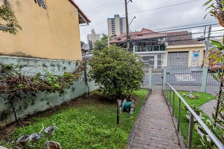 Casa à venda com 210m², 1 quarto e 5 vagas Casa à venda com 210m², 1 quarto e 5 vagasJardim e garagem