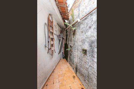 Casa à venda com 210m², 1 quarto e 5 vagas Casa à venda com 210m², 1 quarto e 5 vagasQuintal fundos