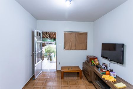 Sala de casa à venda com 1 quarto, 210m² em Vila Pirituba, São Paulo
