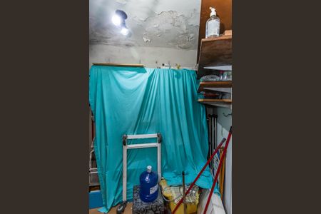 Casa à venda com 210m², 1 quarto e 5 vagas Casa à venda com 210m², 1 quarto e 5 vagasQuarto de Serviço
