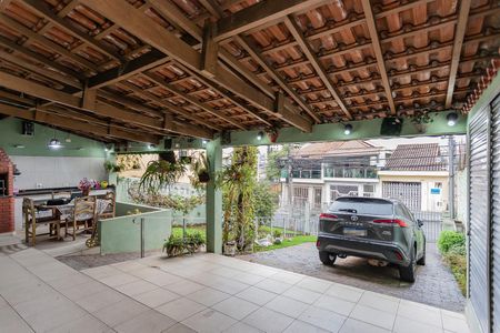 Casa à venda com 210m², 1 quarto e 5 vagas Casa à venda com 210m², 1 quarto e 5 vagasEspaço Gourmet e quintal