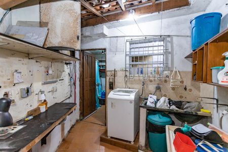 Casa à venda com 210m², 1 quarto e 5 vagas Casa à venda com 210m², 1 quarto e 5 vagasÁrea de Serviço