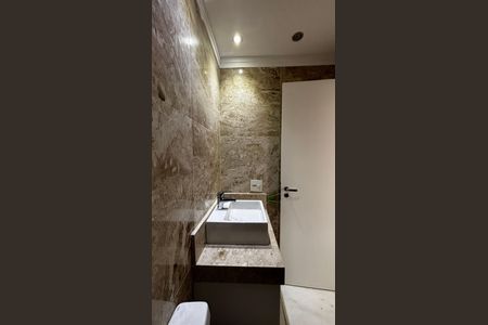 Apartamento à venda com 163m², 3 quartos e 3 vagas Apartamento à venda com 163m², 3 quartos e 3 vagasBanheiro da Suíte 3