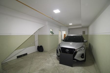 Casa de condomínio para alugar com 289m², 4 quartos e 4 vagasGaragem
