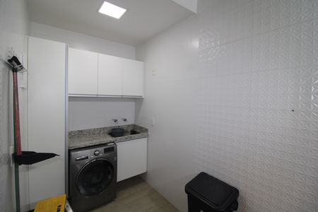 Casa de condomínio para alugar com 289m², 4 quartos e 4 vagasÁrea de Serviço