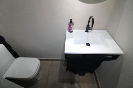 Casa de condomínio para alugar com 289m², 4 quartos e 4 vagasÁrea de Lazer - lavabo