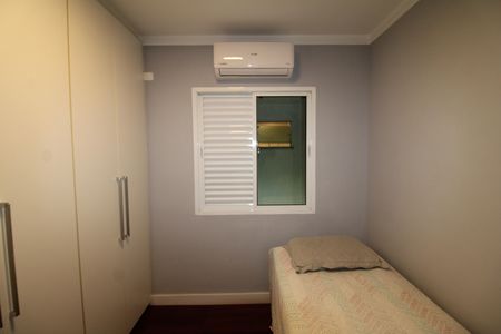 Casa de condomínio para alugar com 289m², 4 quartos e 4 vagasQuarto 2