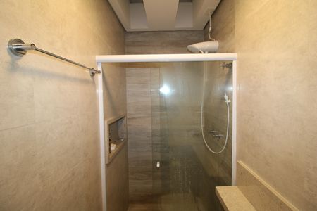 Casa de condomínio para alugar com 289m², 4 quartos e 4 vagasQuarto 2 - Banheiro 2