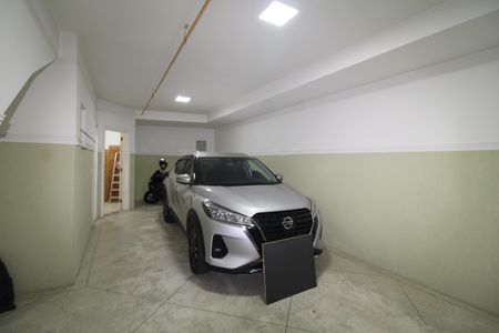 Casa de condomínio para alugar com 289m², 4 quartos e 4 vagasGaragem