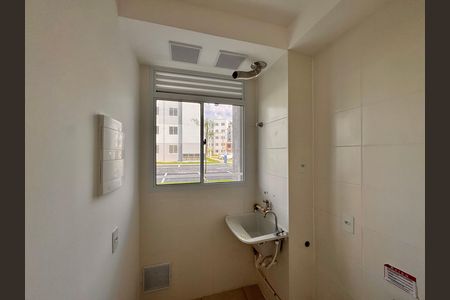 Apartamento para alugar com 57m², 3 quartos e 2 vagas Apartamento para alugar com 57m², 3 quartos e 2 vagasCozinha e Área de Serviço
