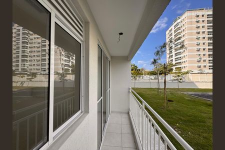Apartamento para alugar com 57m², 3 quartos e 2 vagas Apartamento para alugar com 57m², 3 quartos e 2 vagasVaranda