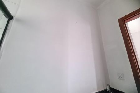 Apartamento à venda com 45m², 2 quartos e sem vaga Apartamento à venda com 45m², 2 quartos e sem vagaBanheiro