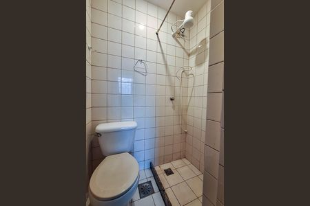Apartamento à venda com 186m², 4 quartos e 2 vagas Apartamento à venda com 186m², 4 quartos e 2 vagasBanheiro de serviço