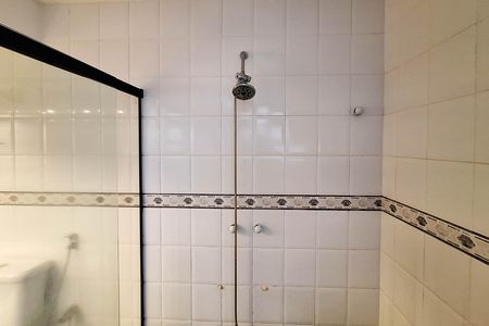 Apartamento à venda com 186m², 4 quartos e 2 vagas Apartamento à venda com 186m², 4 quartos e 2 vagasBanheiro da Suíte 2