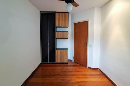 Apartamento à venda com 186m², 4 quartos e 2 vagas Apartamento à venda com 186m², 4 quartos e 2 vagasQuarto 1