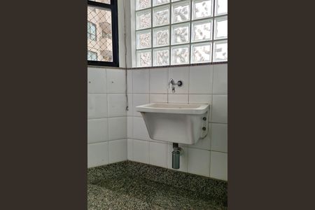 Apartamento à venda com 186m², 4 quartos e 2 vagas Apartamento à venda com 186m², 4 quartos e 2 vagasÁrea de Serviço