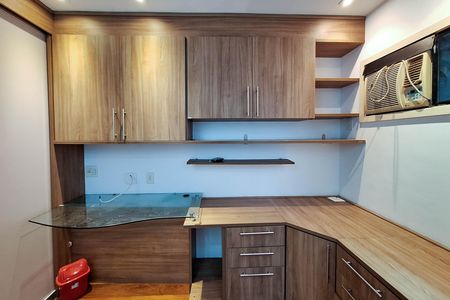 Apartamento à venda com 186m², 4 quartos e 2 vagas Apartamento à venda com 186m², 4 quartos e 2 vagasQuarto 3