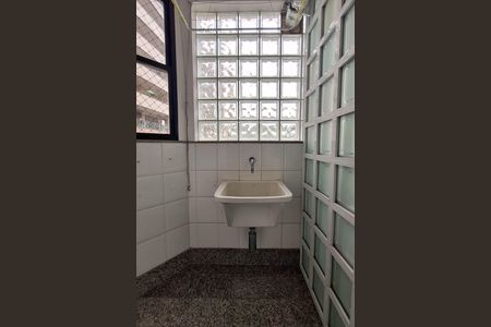 Apartamento à venda com 186m², 4 quartos e 2 vagas Apartamento à venda com 186m², 4 quartos e 2 vagasÁrea de Serviço