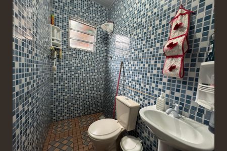 Banheiro de casa à venda com 2 quartos, 105m² em Presidente Altino, Osasco