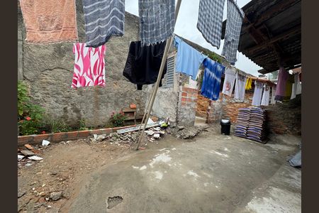 Casa à venda com 105m², 2 quartos e 1 vaga Casa à venda com 105m², 2 quartos e 1 vagaÁrea de Serviço