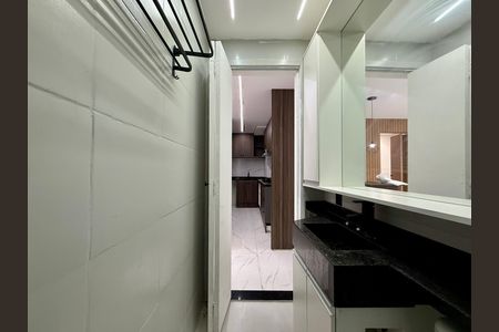Apartamento para alugar com 35m², 2 quartos e sem vaga Apartamento para alugar com 35m², 2 quartos e sem vagaBanheiro