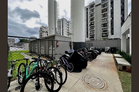 Apartamento para alugar com 35m², 2 quartos e sem vaga Apartamento para alugar com 35m², 2 quartos e sem vagaBicicletário