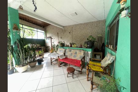 Casa para alugar com 60m², 3 quartos e 1 vaga Casa para alugar com 60m², 3 quartos e 1 vagaGaragem