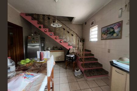 Casa para alugar com 60m², 3 quartos e 1 vaga Casa para alugar com 60m², 3 quartos e 1 vagaCozinha