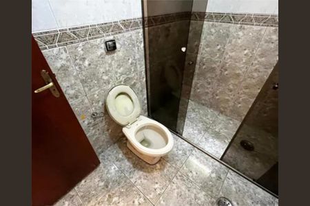 Casa à venda com 241m², 3 quartos e 3 vagas