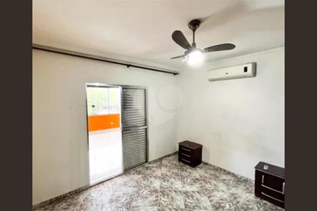 Casa à venda com 241m², 3 quartos e 3 vagas