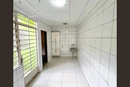 Casa à venda com 241m², 3 quartos e 3 vagas