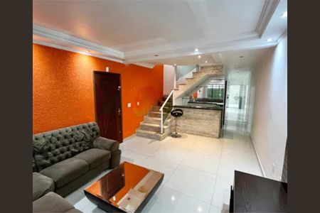 Casa à venda com 3 quartos, 241m² em Parque Nações Unidas, São Paulo