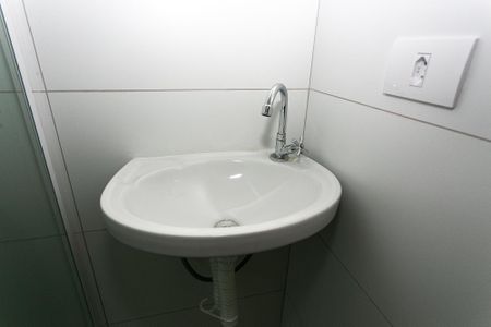 Apartamento para alugar com 35m², 1 quarto e sem vaga Apartamento para alugar com 35m², 1 quarto e sem vagaBanheiro