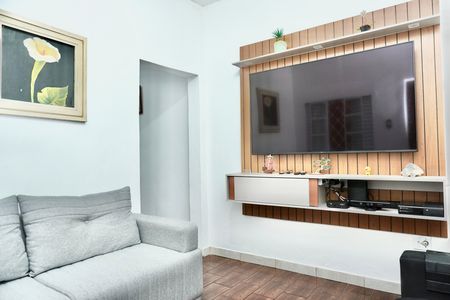 Casa à venda com 102m², 4 quartos e sem vaga Casa à venda com 102m², 4 quartos e sem vagaSala