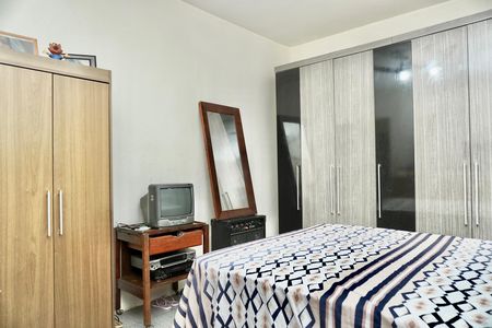 Casa à venda com 102m², 4 quartos e sem vaga Casa à venda com 102m², 4 quartos e sem vagaQuarto 2