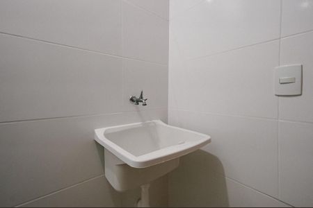 Casa para alugar com 30m², 1 quarto e sem vaga Casa para alugar com 30m², 1 quarto e sem vagaÁrea de Serviço