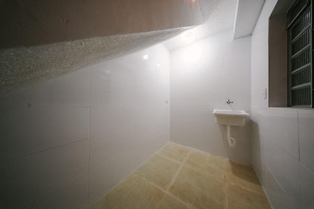 Casa para alugar com 30m², 1 quarto e sem vaga Casa para alugar com 30m², 1 quarto e sem vagaÁrea de Serviço