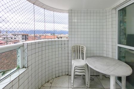 Varanda da sala  de apartamento para alugar com 1 quarto, 55m² em Maracanã, Praia Grande