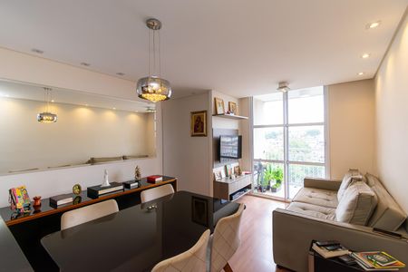 Sala de apartamento à venda com 3 quartos, 59m² em Jardim Guairaca, São Paulo