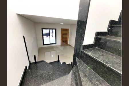 Casa à venda com 96m², 3 quartos e 2 vagas