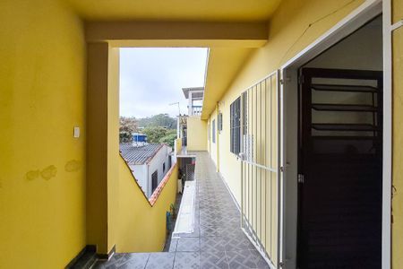 Casa à venda com 392m², 4 quartos e 2 vagas Casa à venda com 392m², 4 quartos e 2 vagascorredor