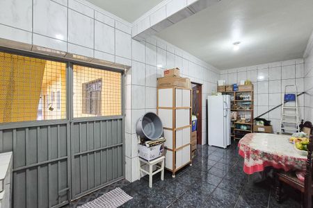Casa à venda com 392m², 4 quartos e 2 vagas Casa à venda com 392m², 4 quartos e 2 vagasCozinha