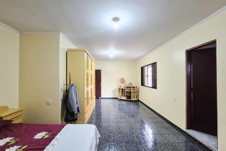 Casa à venda com 392m², 4 quartos e 2 vagas Casa à venda com 392m², 4 quartos e 2 vagassuíte