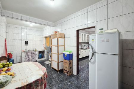 Casa à venda com 392m², 4 quartos e 2 vagas Casa à venda com 392m², 4 quartos e 2 vagasCozinha