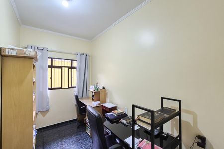 Casa à venda com 392m², 4 quartos e 2 vagas Casa à venda com 392m², 4 quartos e 2 vagasEscritório