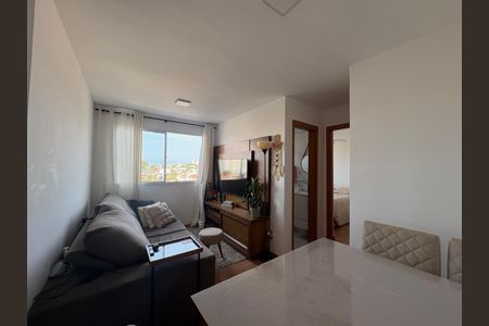 Apartamento à venda com 44m², 2 quartos e 1 vaga Apartamento à venda com 44m², 2 quartos e 1 vagaSala